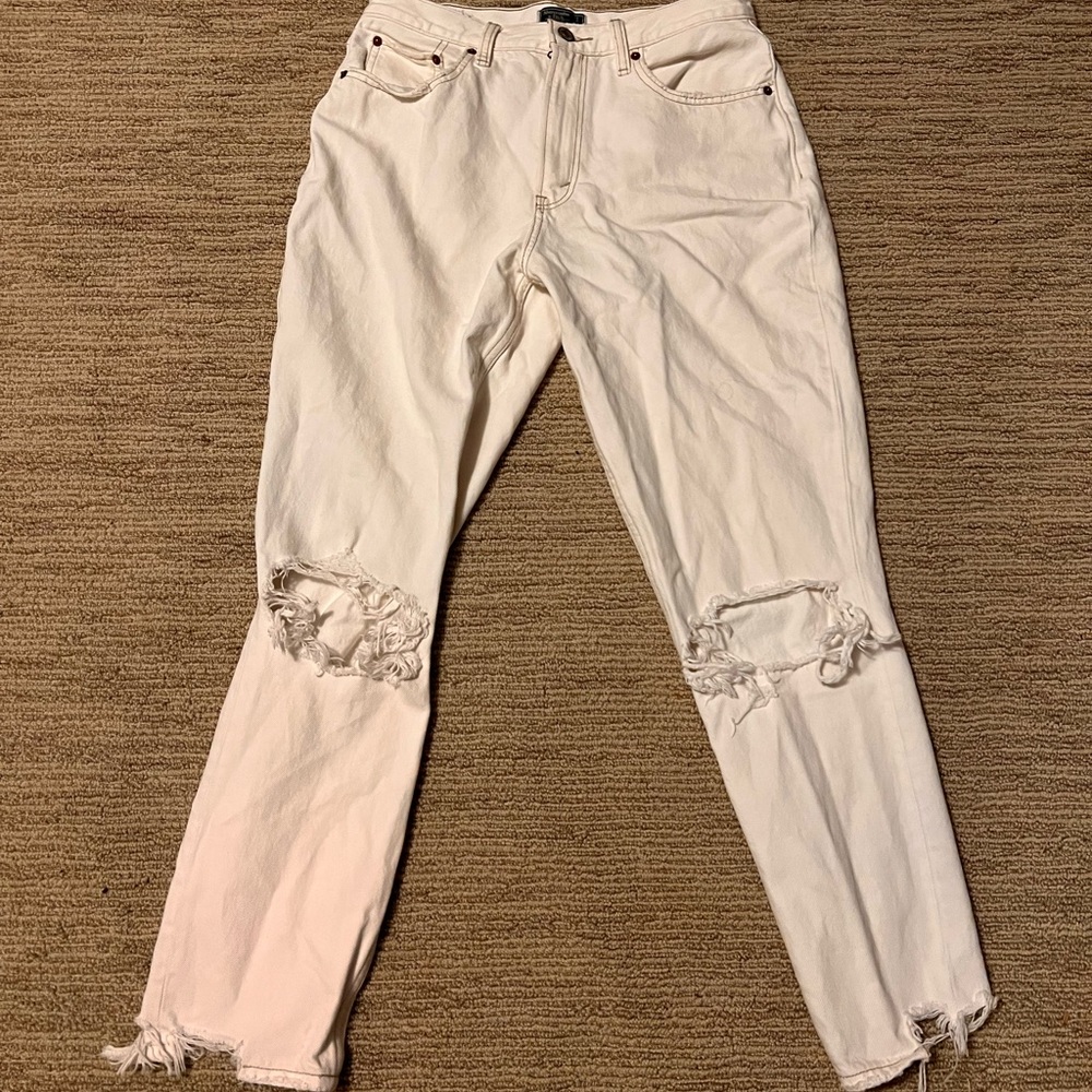 Abercrombie & Fitch High Rise Mom Jean